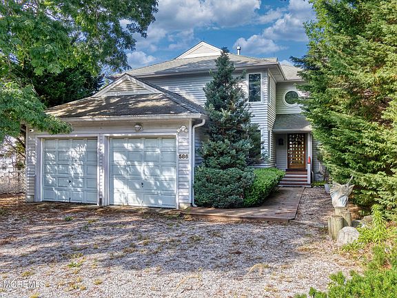 2nd image of 586 Kingfisher Circle