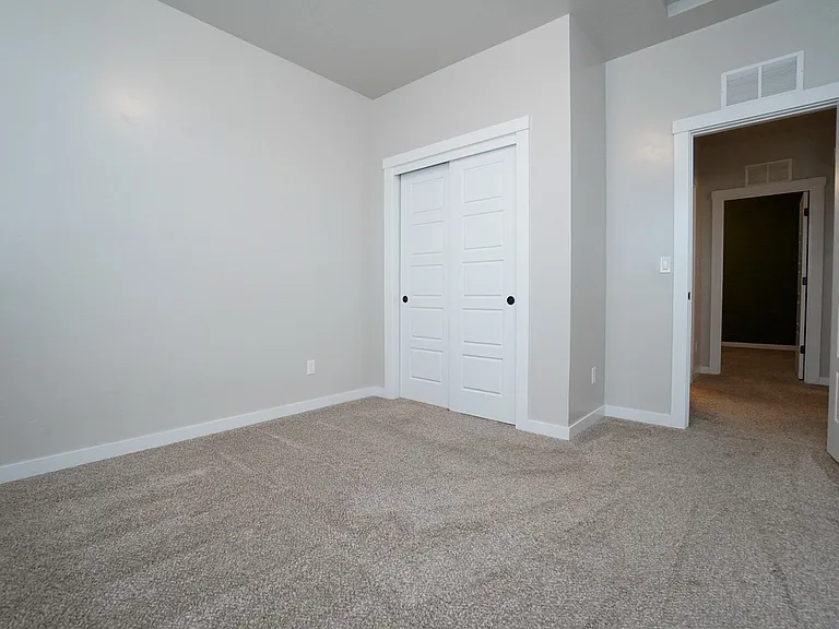 1187 W Davenport St — Photo 5