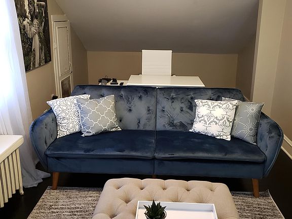 4th image of 340 Oak Terrace Ave #2