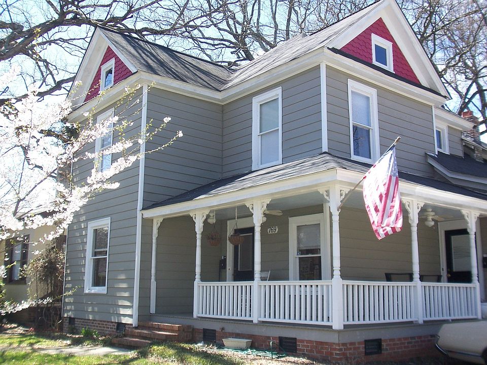 Front of house 