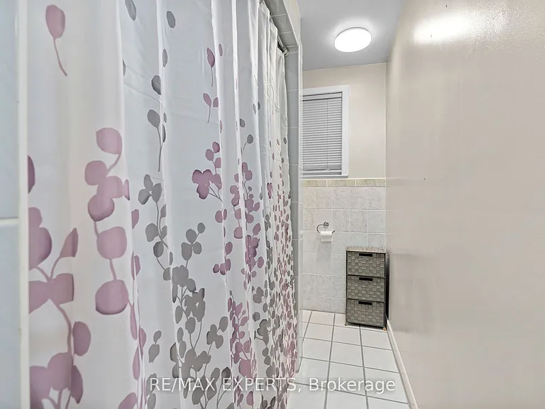 423A Valermo Dr #BASEMENT — Photo 10