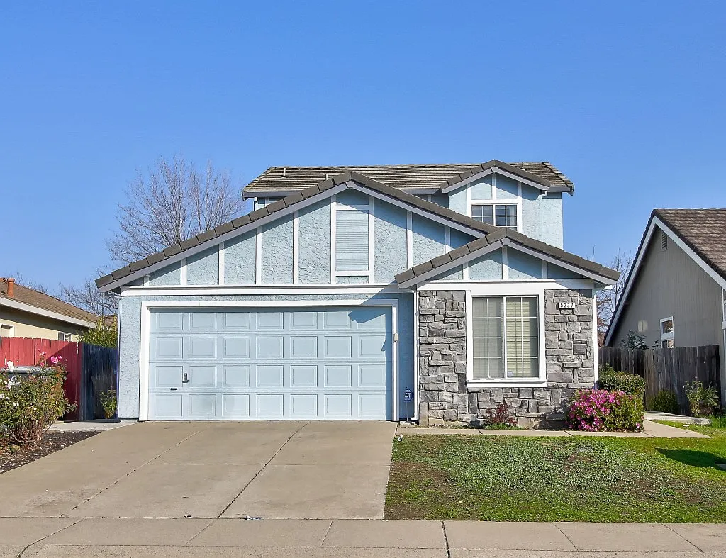 5237 Stoney Creek Way photo 1
