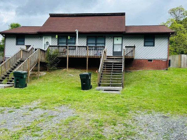 107 N Creek Dr, Johnson City, TN 37615