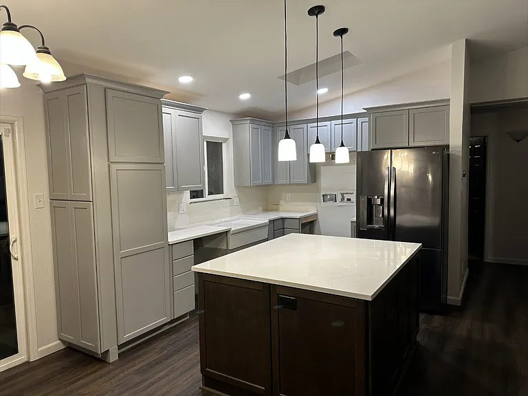 256 S Caddoa Dr — Photo 3