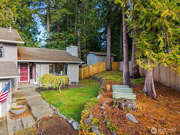 5th image of 7237 Harvard Court NW