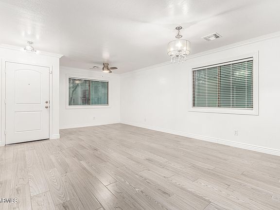 5th image of 10321 W WHYMAN Avenue