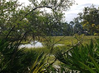 360 Blue Gill Rd, Saint Helena Island, SC 29920