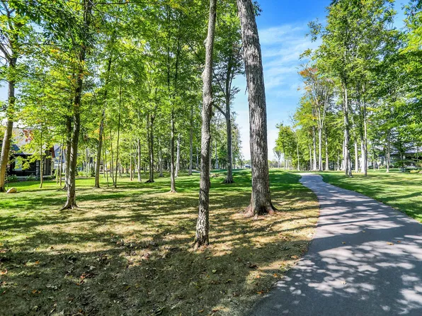 3970 Cherwell Dr, Zionsville, IN 46077