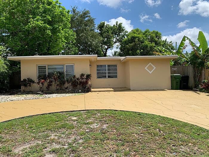 1st image of 3516 SW 12th Ct