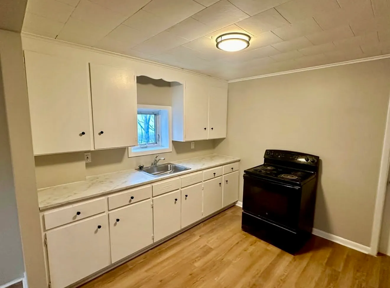 1 bed, 800 sqft, $800 — Photo 1