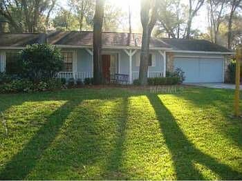 1st image of 104 Lake Oaks Blvd