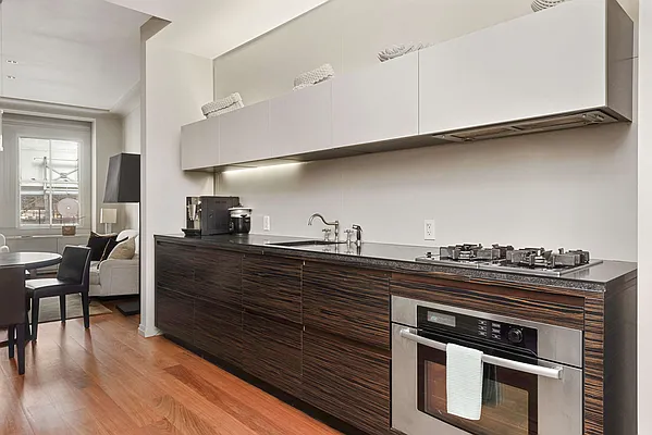 Rented by Compass | media 28