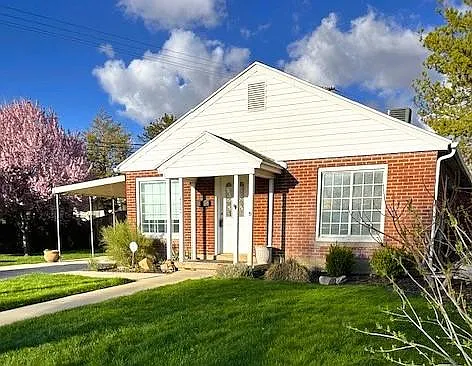 4505 S Holladay Cir — Photo 1