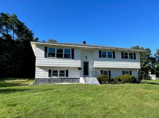 28 Apple Ln, Westbrookville, NY 12785