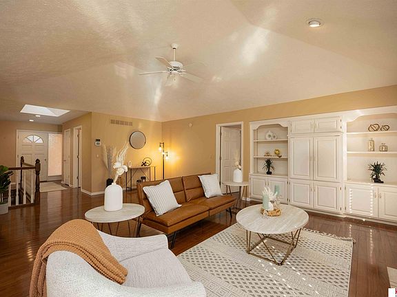 2nd image of 11303 Harney Plaza Cir