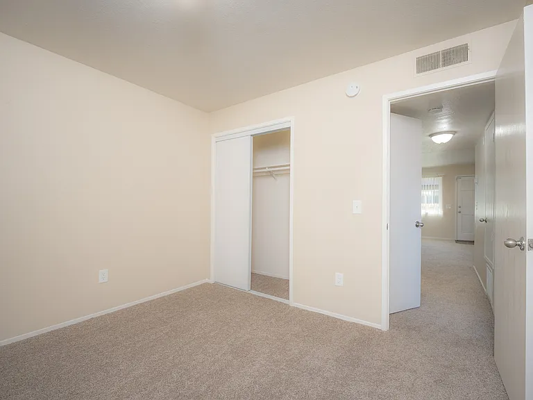 3049 UNIT#1 1bed1 (1)