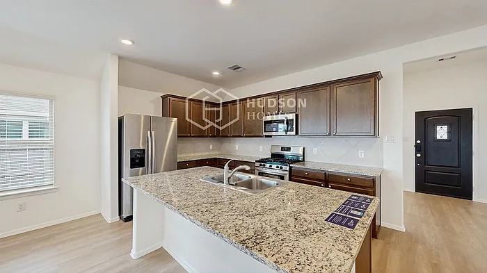 5120 Twin Summit Dr — Photo 8