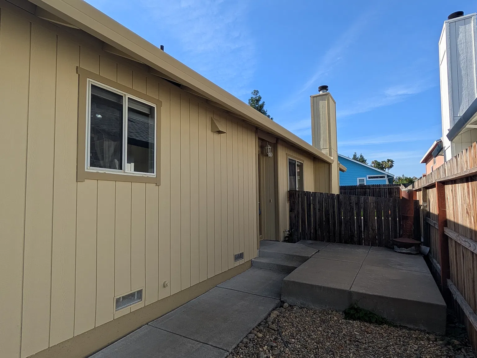 3 bed, 1278 sqft, $2,690 — Photo 3