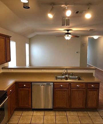 4th image of 7206 Norman Ln