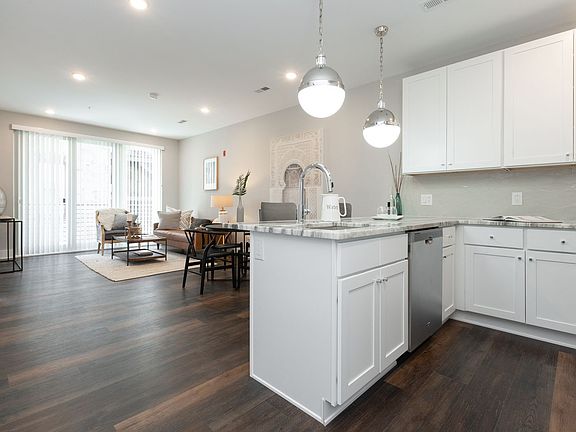 4th image of 45 W Haines St #88