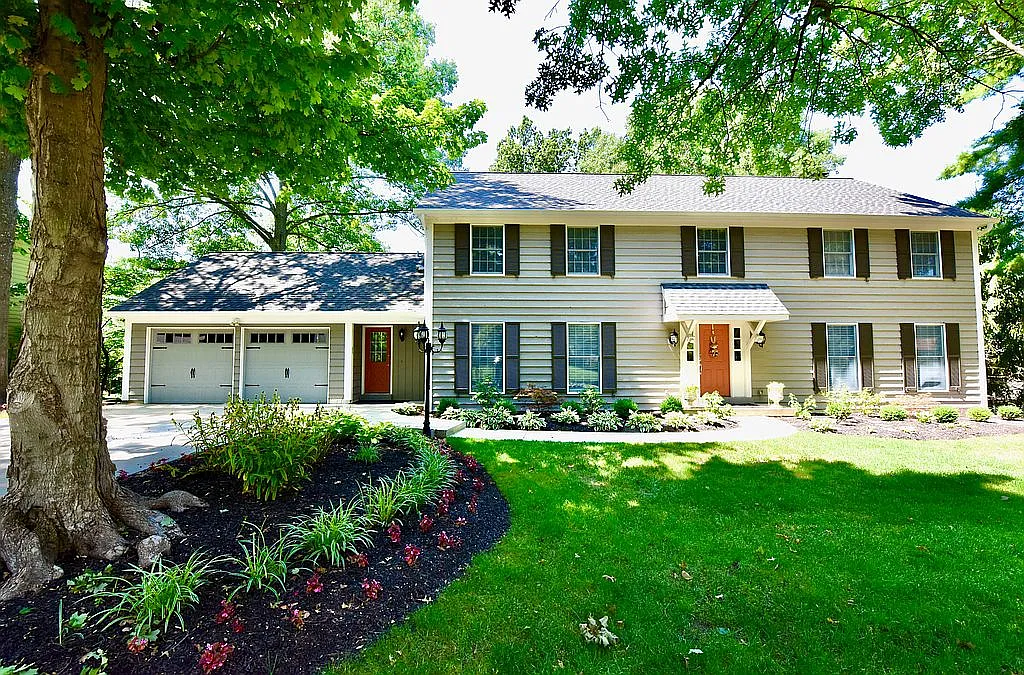 1585 Yarmouth Point Dr photo 1