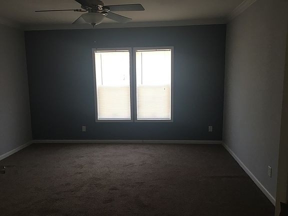 5th image of 1427 College Ave
