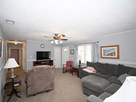 4th image of 2412 Bert Dr.