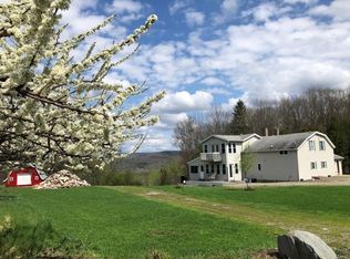 261 W Hill Rd, Vestal, NY 13850