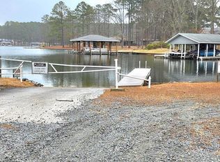 90 Roanoke Dr, Henrico, NC 27842