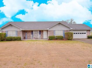 45 Green Acres Ln, Trafford, AL 35172