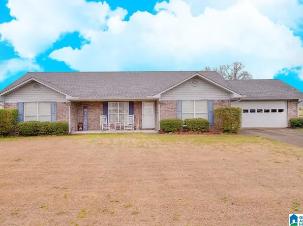 45 Green Acres Ln, Trafford, AL 35172