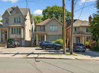 485 Spadina Rd, Toronto, ON M5P 2W6