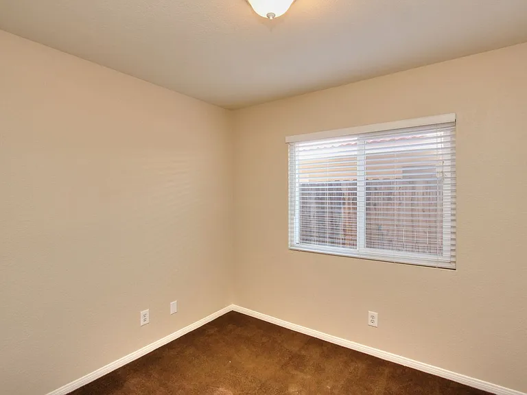 15721 Laguna Ave — Photo 12