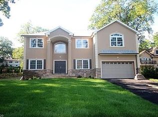 86 New St, Wayne, NJ 07470