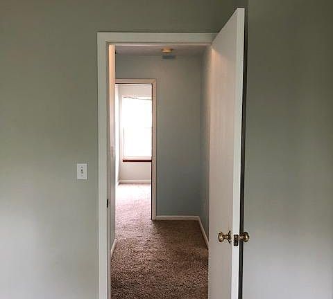 4th image of 2309 Alan Dr