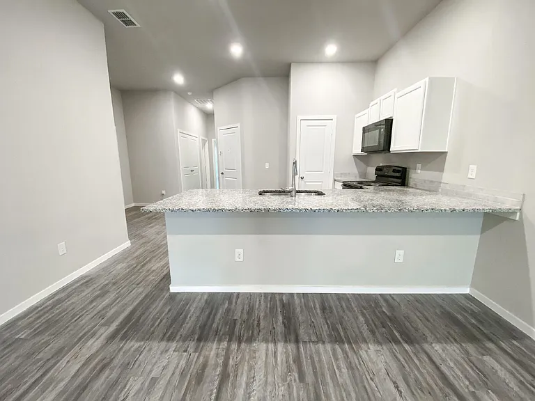 1905 Langford Ave #2 — Photo 12
