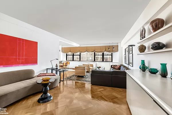 1st image of 165 E 72nd St APT 14E