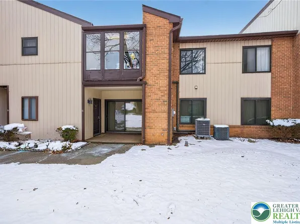 991 Village Round Round #H, Allentown, PA 18106