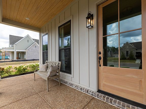 2nd image of 70 Independence Ln