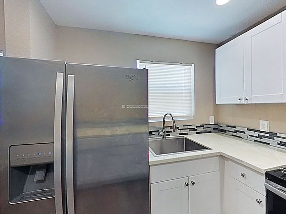 5th image of 1548 Center St Unit 101