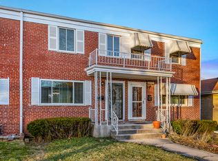 2307 Dempster St, Evanston, IL 60201