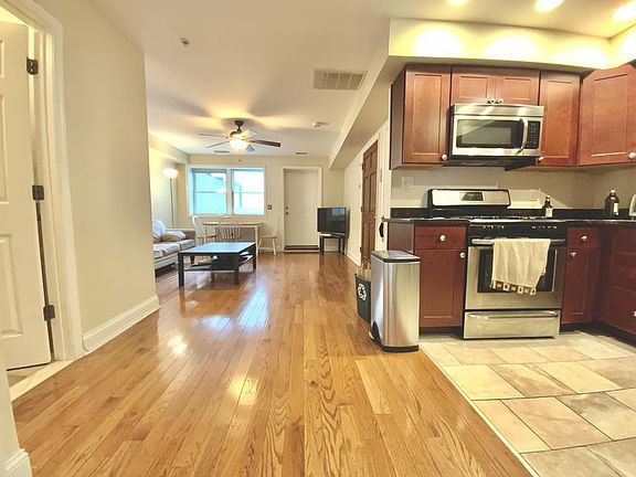 3rd image of 709 Sansom St #301