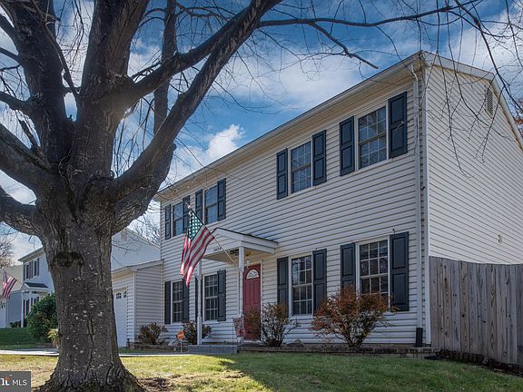 3rd image of 14454 Silverdale Dr