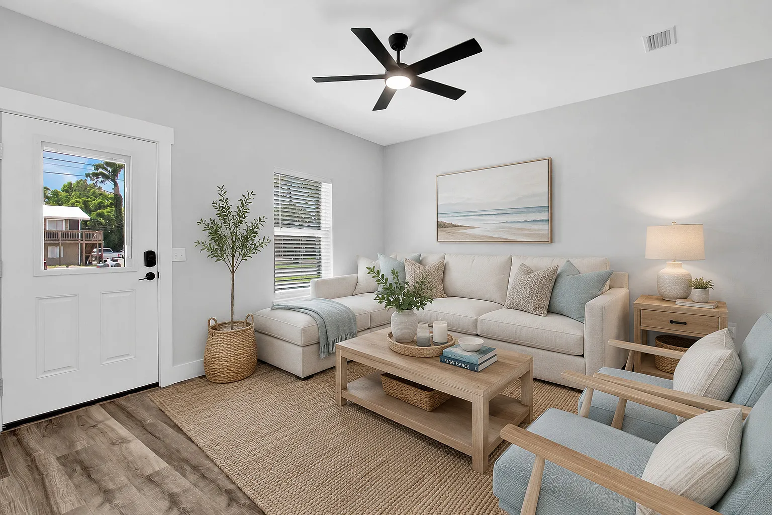 2 bed, 903 sqft, $1,900 — Photo 1