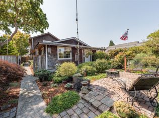 726 E 4th St, Port Angeles, WA