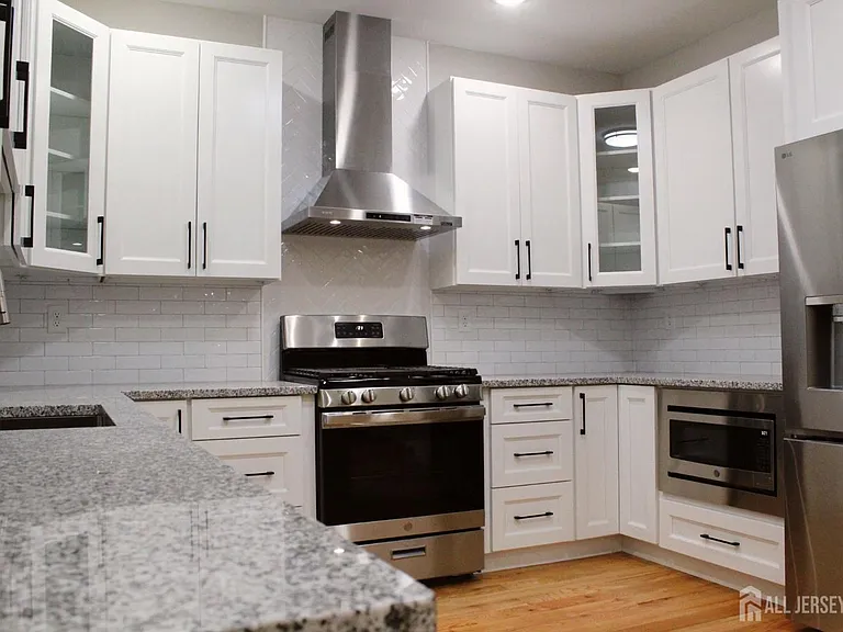 120 Forest Dr — Photo 7