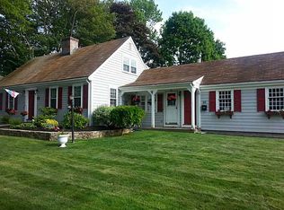 85 Grassy Plain Rd, Riverside, RI 02915