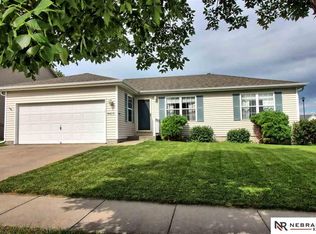 4411 W Huntington Ave, Lincoln, NE 68524
