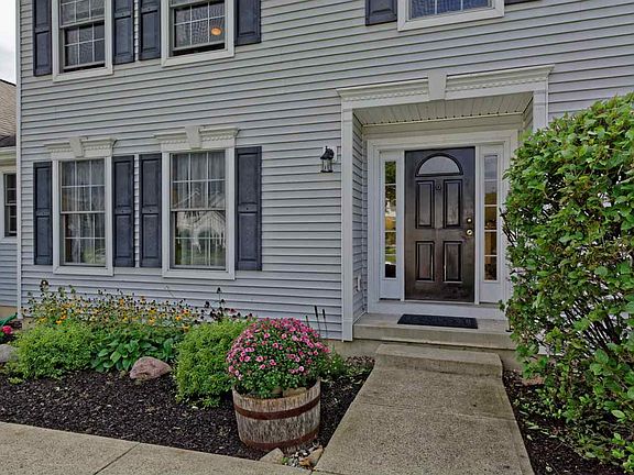 2nd image of 7 Harmony Ct