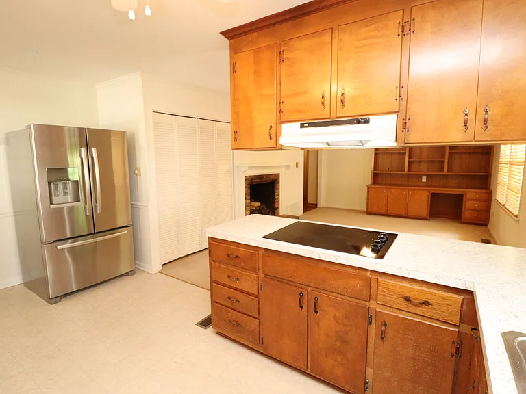 116 Shirley Dr — Photo 17